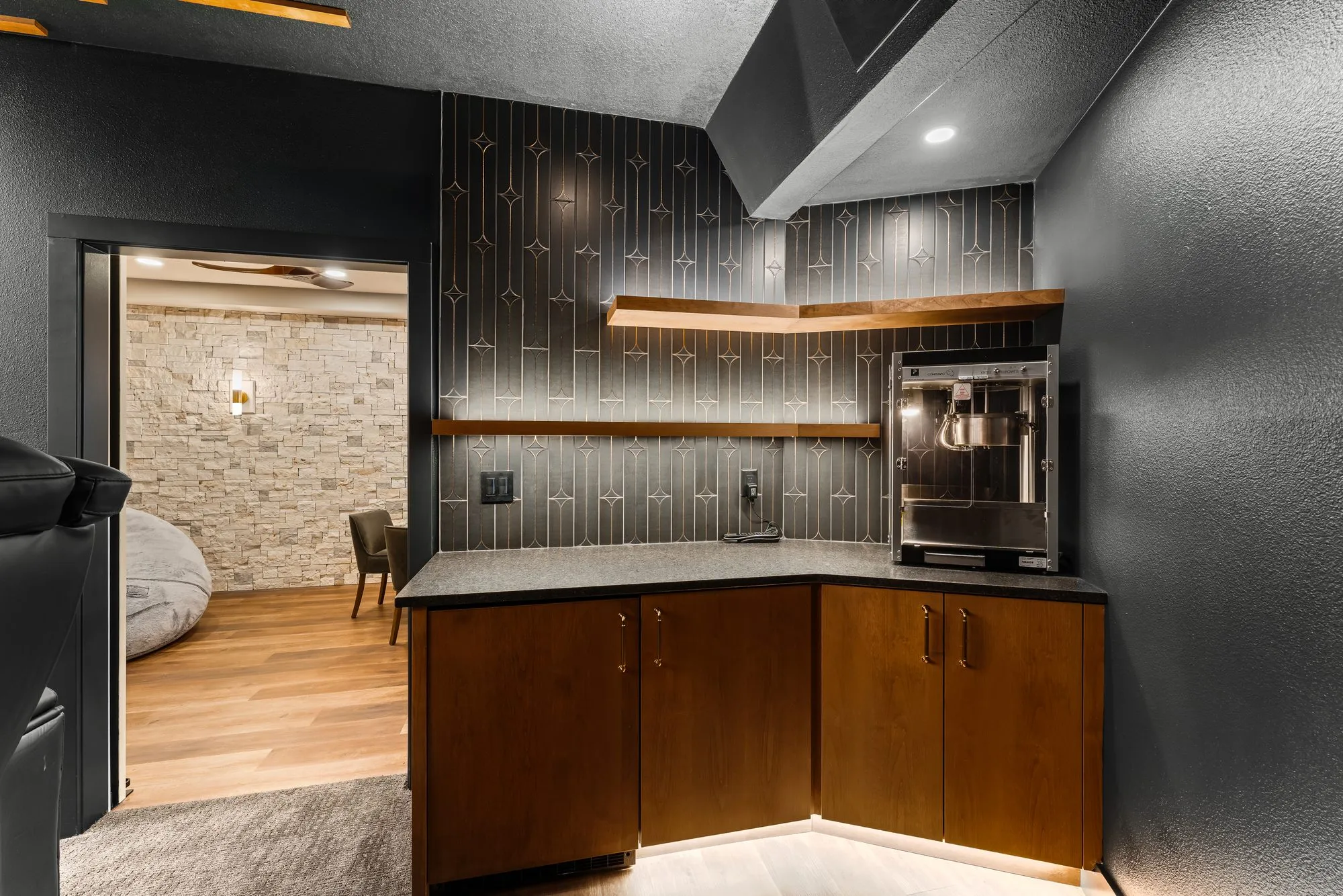 Basement wet bar with undershelf lighting wired by Newman Electric in Vancouver WA